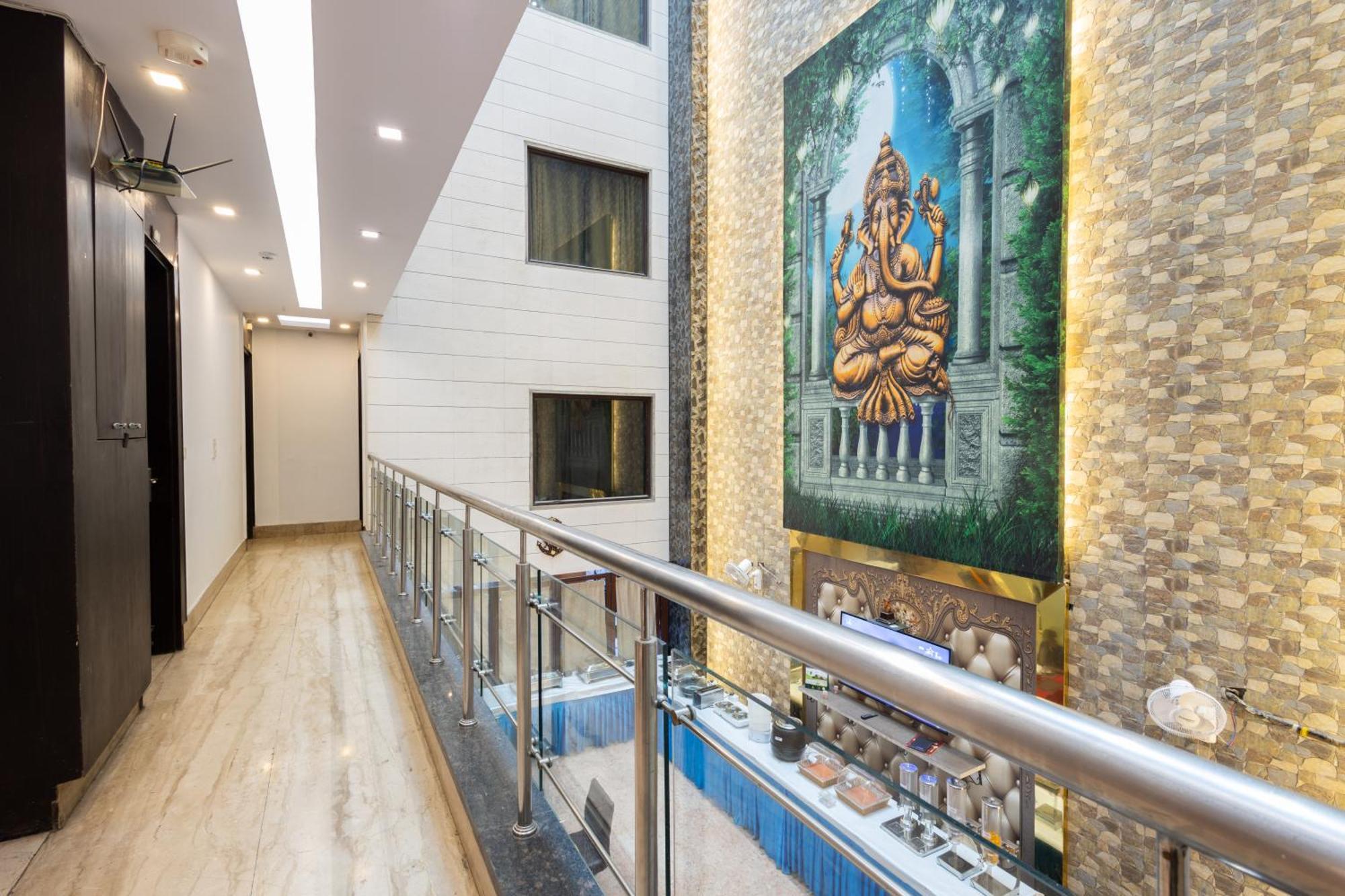 Hotel Gold Souk - Karol Bagh Delhi  Exterior photo