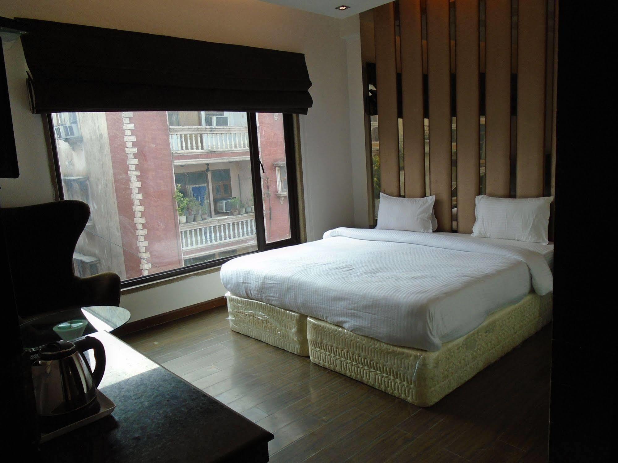 Hotel Gold Souk - Karol Bagh Delhi  Exterior photo